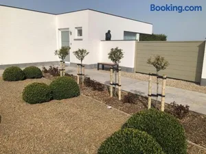 Image of Vakantiehuis Onverbloemd