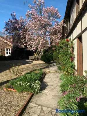 Image of Le Puits D'Angle