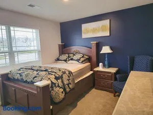 Image of Elizabethtown Charm