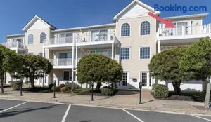 Image of Family Friendly Beach Block Ocean View 3 BR, 2 BA, Condo near Wildwood Crest and Convention Center