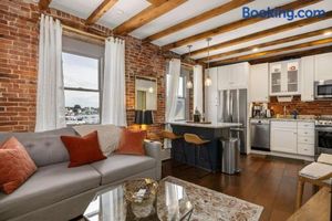 Image of Tugboat Vista 2 Bedroom Downtown Portsmouth