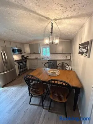 Image of Tranquil Litchfield Retreat