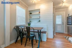 Image of Family Friendly 4BR Home Near Lake CDA Walk to Downtown