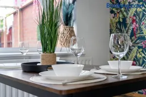 Image of Exclusive Deals l Last-Minute Reserve l Townhouse with Sleeps 6 l Braunstone Town , Leicester l By Zen Nights Short Lets & Serviced Accommodations