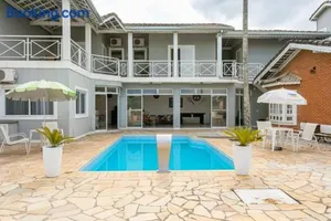 Image of Linda casa em condomínio fechado para temporada.
