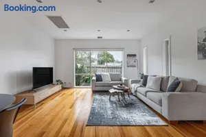 Image of East Brighton Townhouse by Ready Set Host