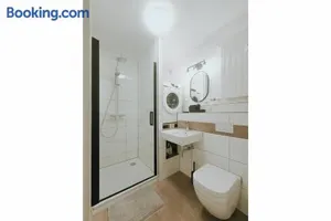 Image of Balkon-Apartment in Krefeld: Komfort & Stil nahe Düsseldorf