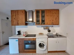 Image of Studio 2* pour 2 avec balcon, WiFi, animaux admis - FR-1-512-118