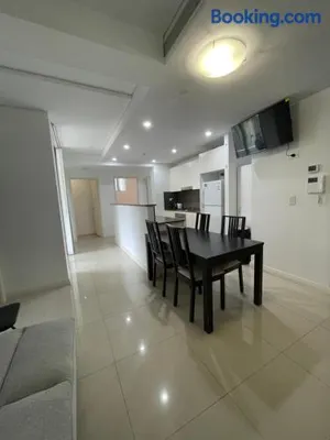Image of Entire 3 bedroom apartment in Mascot