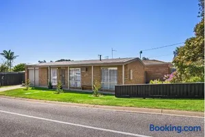 Image of Coastal Retreat in Rosebud !