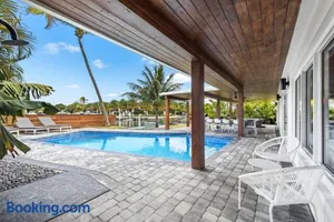 Image of Bayfront Bliss Awaits Book Your Ultimate Miami Getaway