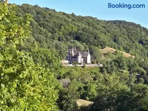 Image of Chateau De Courbelimagne, Raulhac