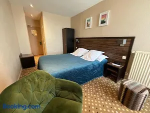 Image of LOGIS Hôtel & Restaurant - Les Arcades