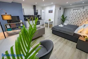Image of HANNIBAL - Design Studio-Apartment Tulpe 9, Parkplatz, Küche, HighSpeed-WLAN