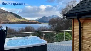 Image of The Heronry Hideaway with luxury hot tub