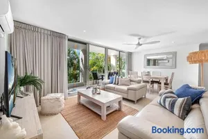Image of Beautiful Apt in Luxe Beachside Noosa Resort