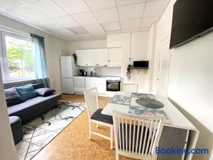 Image of central apartment with free parking