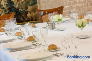 Image of Logis Hôtel Restaurant Le Dauphin et Le Spa du Prieuré