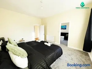 Image of Fogs Property - Darlington City Apartments