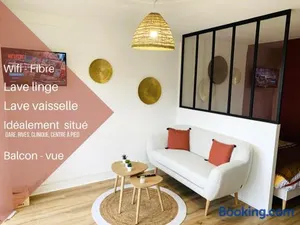 Image of Studio ScandiChic tout équipé centre-gare-rives-clinique à pied