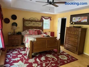 Image of Teebo backwoods retreat