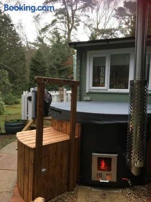 Image of Woodland Cabin With private Wood-Fired Hot-Tub
