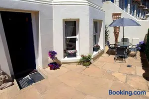 Image of Beautifully appointed, period seaside apartment