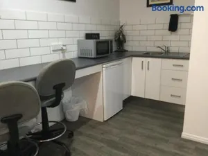 Image of Ayrline Motel