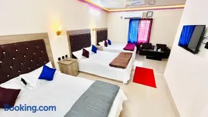 Image of Hotel Travellers Inn