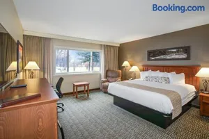 Image of C'mon Inn Missoula