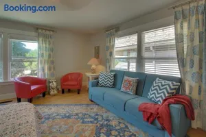 Image of West Bremerton Cozy Home