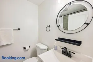 Image of Federal Hill Luxury + City Charm