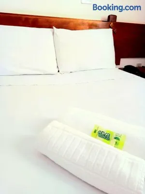 Image of Six's Hotel