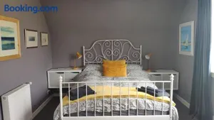 Image of Chilowen - Happy House