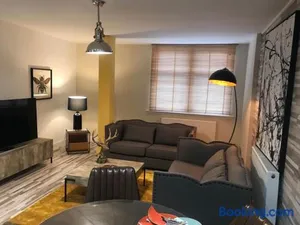 Image of Central Apartment - Moderna