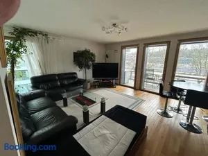 Image of Spacious flat ideal for working or events