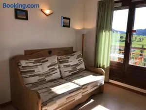 Image of Appartement 2P avec balcon, vue montagnes et parc, Villard-de-Lans - FR-1-515-45