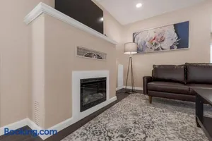 Image of Large Kitchen Near Shops Easy Highway Access