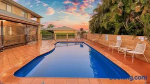 Image of Emerald Gardens Motel & Apartments