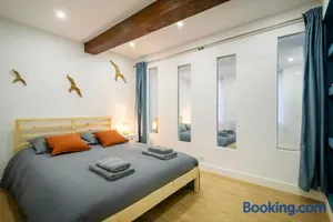 Image of Superbe appartement plein centre, calme, Netflix