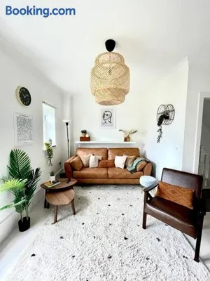 Image of High-End 2 Bed Maisonette in Beaulieu Park