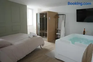 Image of Suite Détente - Spa & Sauna