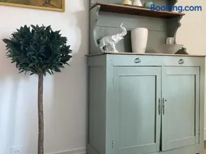 Image of Charmante maison avec jardin en face du parc, proche commerces et attractions touristiques - FR-1-489-333