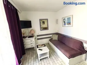 Image of Studio alcôve avec terrasse, piscine et proche Aqualand, Cap d'Agde - FR-1-607-34