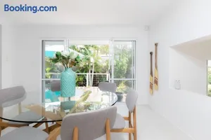 Image of Peaceful Holiday Living, Noosa Heads