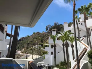 Image of Modern Hamilton Cove Villa w/golf cart