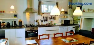 Image of Maison chaleureuse à Martisserre avec jardin privatif et cheminée