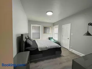 Image of Cozy Luxury Apt~ near UChicago/HydePark/Lakeshore