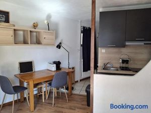 Image of Studio cosy avec balcon, au centre de Brides-les-Bains, proche thermes et télécabine - FR-1-512-74