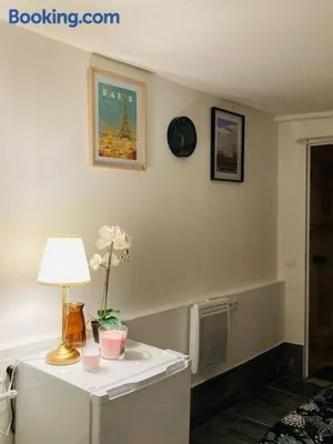 Image of Studio house near paris
